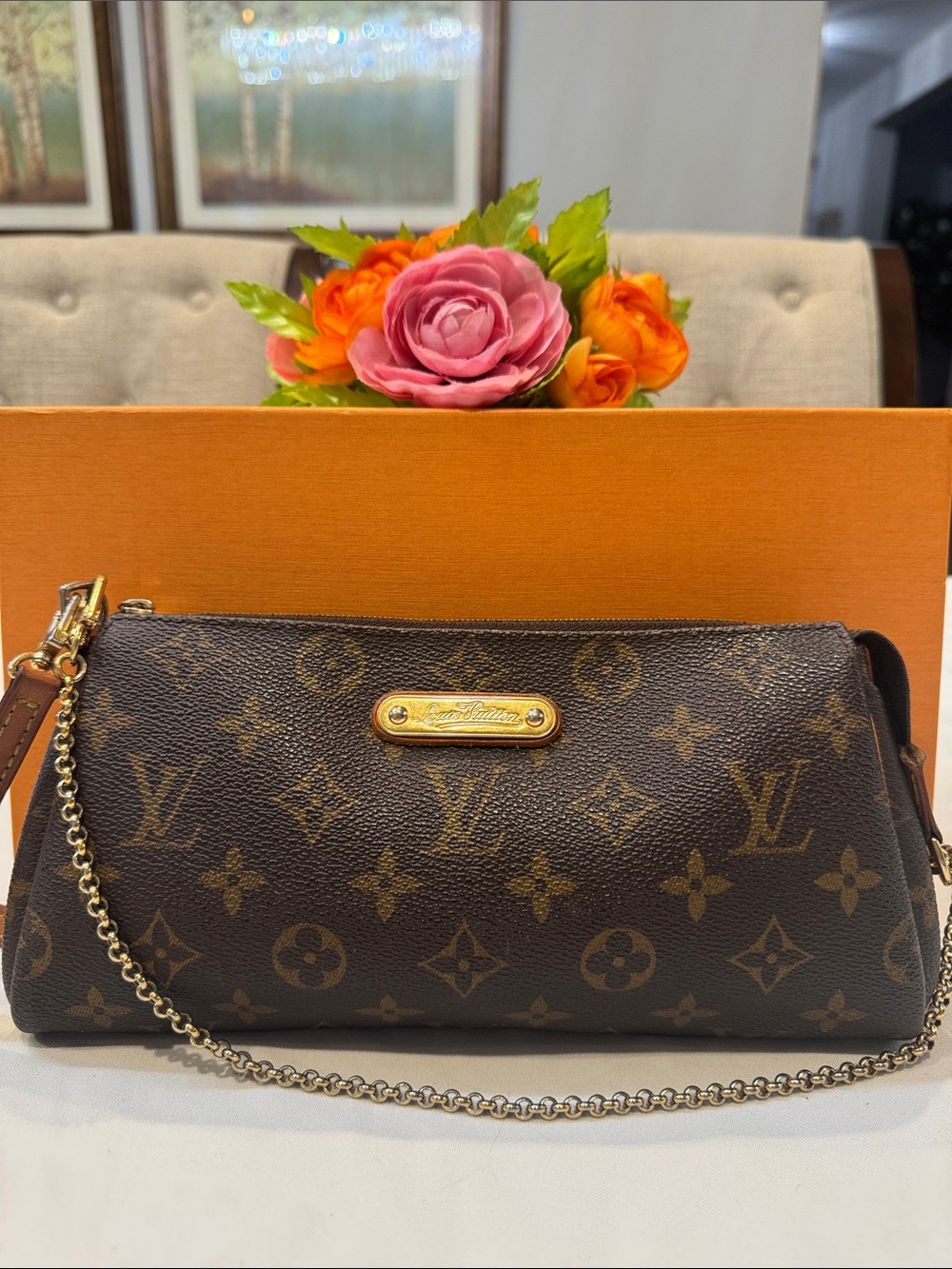 Authentic Louis Vuitton Eva Monogram Canvas Crossbody Bag - Picture 2 of 13